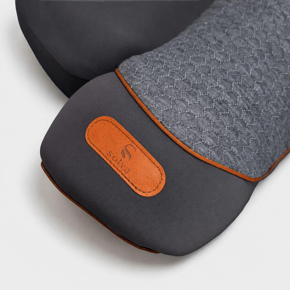 Solva Pillow